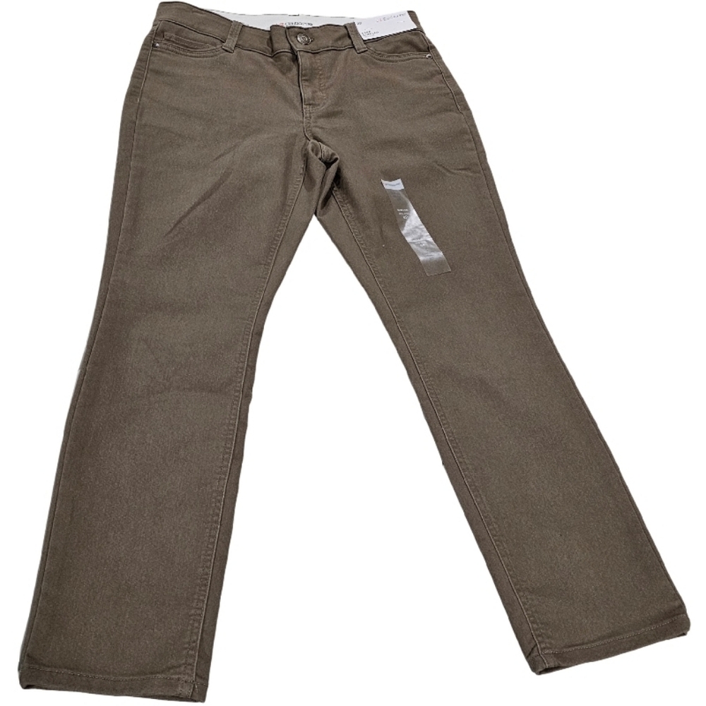 NWT Liz Claiborne Sz 8P Walnut Brown Sara Slim Leg Pants!